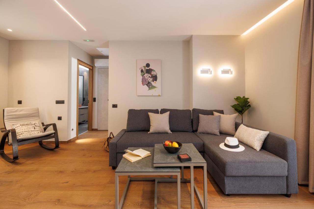 Jolly Suites Heraklion Exteriör bild