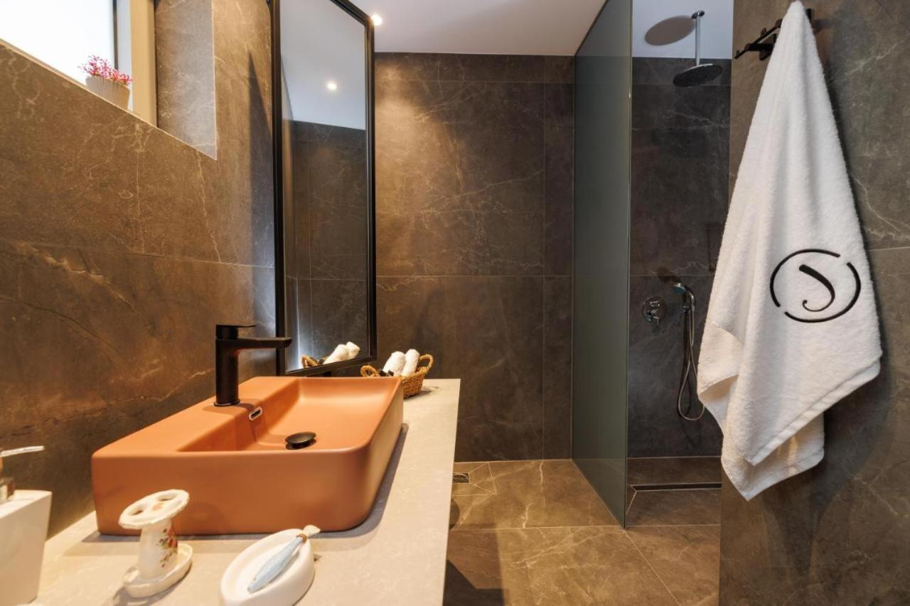 Jolly Suites Heraklion Exteriör bild
